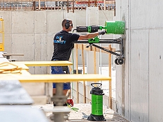 Использование двигателей алмазного бурения Eibenstock EBM 352/3