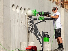 Применение установок алмазного бурения Eibenstock DBE 352